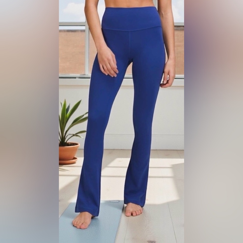 Lululemon high-rise, mini-flare. Blue. 31” inseam. Great condition. Size 10.